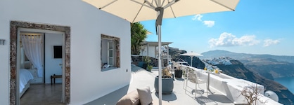 Iconic Santorini By Sandglass