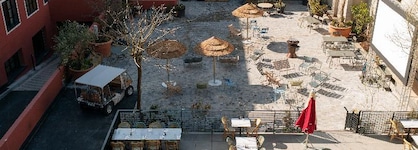 Mob Hotel Paris Les Puces