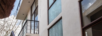 Prana Boutique Hotel