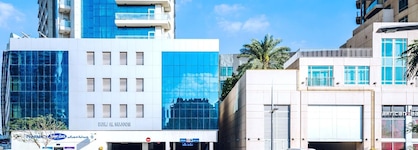 One Perfect Stay - Burj Al Nujoom