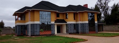 Karen Crescent Hotel