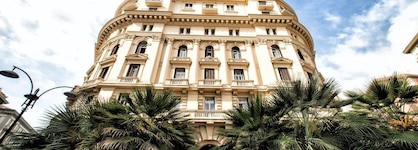 H.R. Boutique Porto Napoli Centro