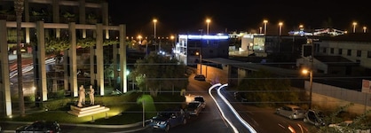 Lavris City Suites