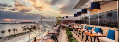 Amavi Hotel, Madefortwo