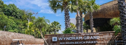 Wyndham Grand Nai Harn Beach Phuket