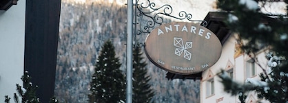 Hotel Antares