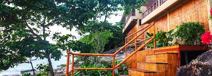 Boujis Boutique Resort