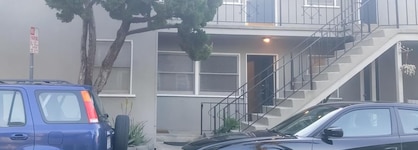 Lowena Apartments