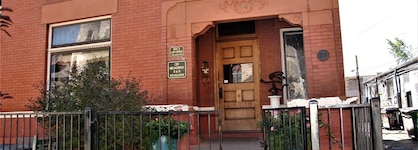 Off Broadway B&B