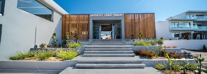 Harmony Crest Resort& Spa