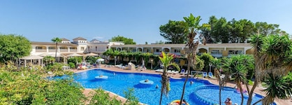 Mariner Club Apartments