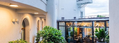 Adamo Hotel