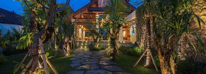 Adiwana Unagi Suites