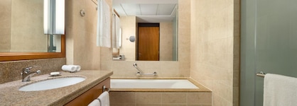 Hilton Muscat Al Bandar