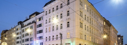 Jimmy's Apartments 3