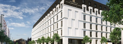 Hotel Giralda Center