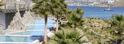 Aeonic Suites And Spa