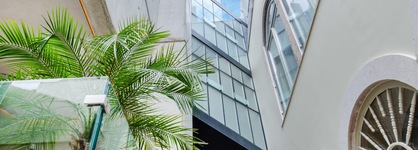 Browns Avenue Hotel