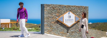 Elements Sifnos Boutique