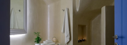 Este Luxury Suites