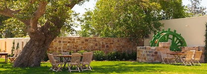 Royal Pearl Island Chios Hotel & Spa