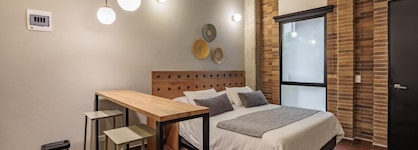 The Somos Flats Laureles