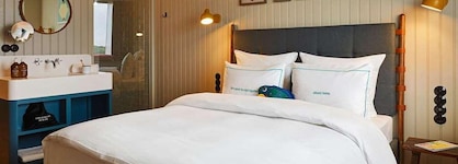 25Hours Hotel Paper Island