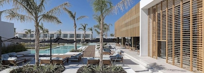 Hotel D'Andrea Lagoon All Suites