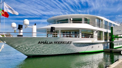 Foto MS Amalia Rodrigues