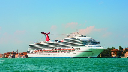 Foto Carnival Liberty