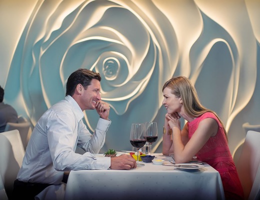 Immagine Celebrity Silhouette 7