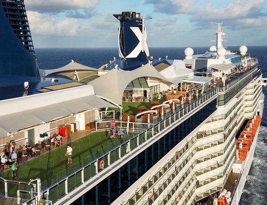 Immagine Celebrity Reflection 8