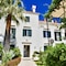 Villa Giardino Heritage Boutique Hotel Bol - map