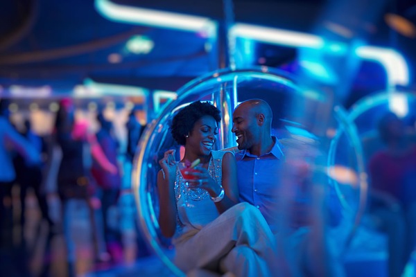 Immagine Celebrity Silhouette 10