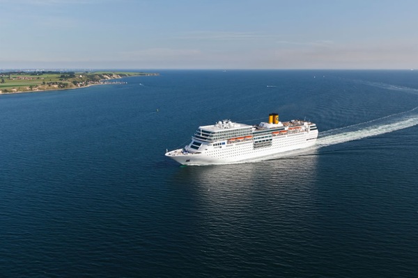 Immagine Costa neoRomantica 18
