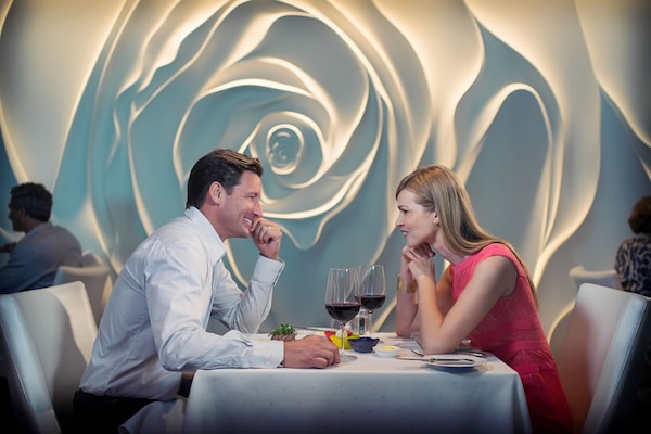 Immagine Celebrity Silhouette 7