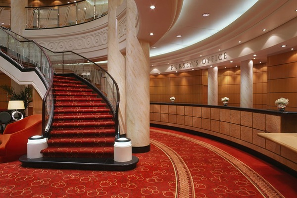 Immagine Queen Mary 2 13