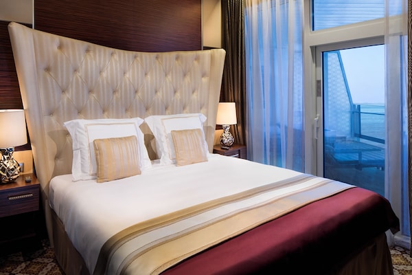 Immagine Celebrity Reflection 19