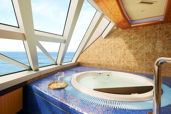 Immagine Costa Diadema 36