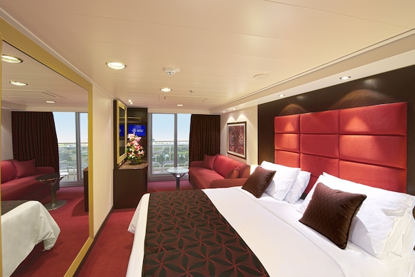 Immagine MSC Divina 11
