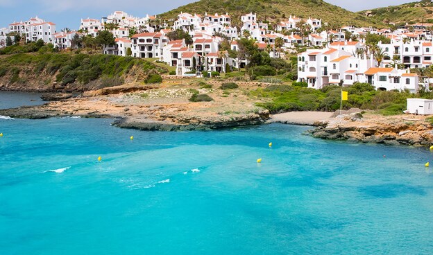 Cala Fornells: Cala Fornells. Offerte viaggi, vacanze, hotel, last minute e occasioni nelle Isole Baleari