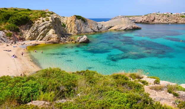 Arenal den Castell: Vacanze sotto il sole minorchino