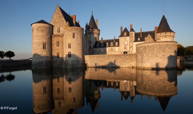 Sully-sur-Loire : Un'immersione nel Medioevo 