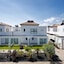 Broncemar Beach Suites  Hotel