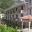 Perdikia Beach Hotel