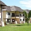 White Sands Hotel