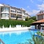 Golden Life Heights Deluxe Suite Hotel - Adults Only