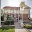 Monte Carlo Inn Toronto West Suites