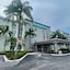 La Quinta Inn & Suites By Wyndham Sunrise Sawgrass Mills