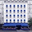 1K Paris Hotel